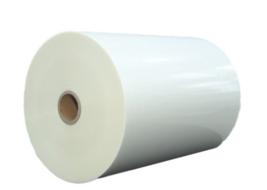 Harga yang bagus 22μ PET/EVA Ultra-Strong Lamination Waterproof 4000m Clear Film untuk kemasan pelindung 22 miu Ketebalan bahan PET on line