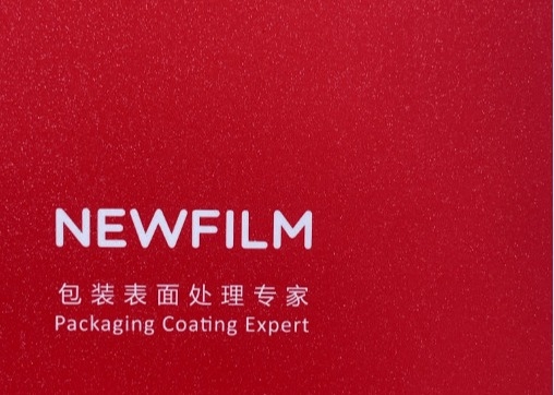 Good price 92mic Thermal Glitter Embossing Lamination Film Dengan Visual Menyinari Untuk High-End Packaging on line